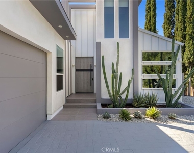 4731 Topanga Canyon Boulevard - Photo Thumbnail 55