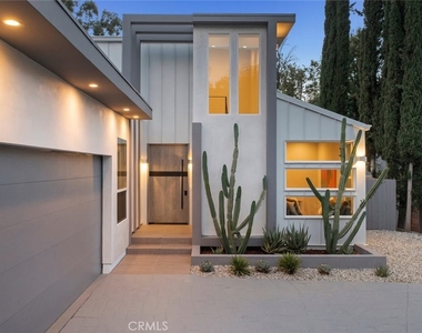 4731 Topanga Canyon Boulevard - Photo Thumbnail 39