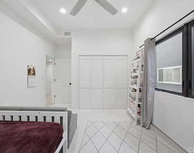 1506 Wollacott Street - Photo Thumbnail 21