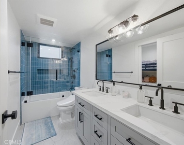 1506 Wollacott Street - Photo Thumbnail 19