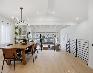 1506 Wollacott Street - Photo Thumbnail 7