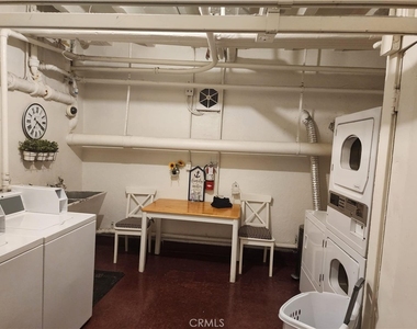 10 Atlantic Avenue - Photo Thumbnail 15