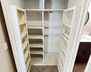 6943 E Shorecrest Drive - Photo Thumbnail 16