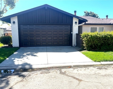13252 Beach Terrace - Photo Thumbnail 1