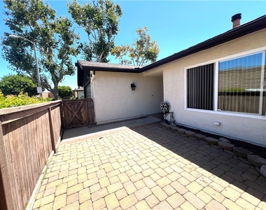 13252 Beach Terrace - Photo Thumbnail 4