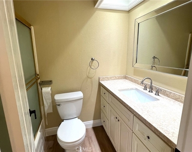 13252 Beach Terrace - Photo Thumbnail 23