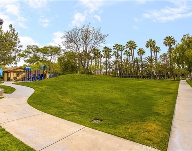 24 Crestline - Photo Thumbnail 30