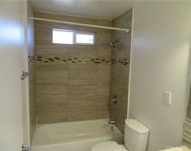 6506 Denver Ave. - Photo Thumbnail 13