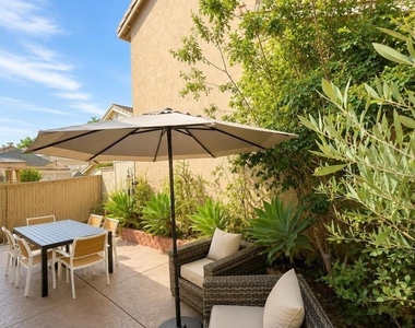 1564 Prescott Drive - Photo Thumbnail 14