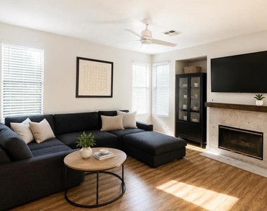 1564 Prescott Drive - Photo Thumbnail 4