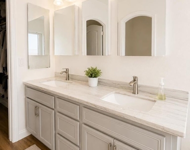1564 Prescott Drive - Photo Thumbnail 9