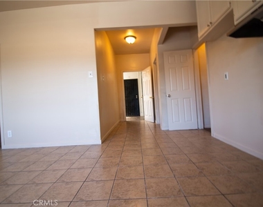 4529 S Vermont - Photo Thumbnail 1