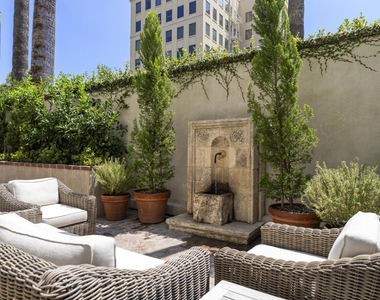 88 N Oakland Avenue - Photo Thumbnail 10