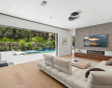 5742 Sierra Casa - Photo Thumbnail 2
