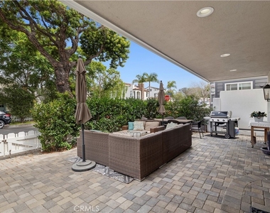 618 Acacia - Photo Thumbnail 2