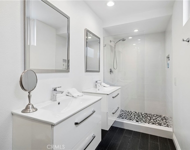 618 Acacia - Photo Thumbnail 12