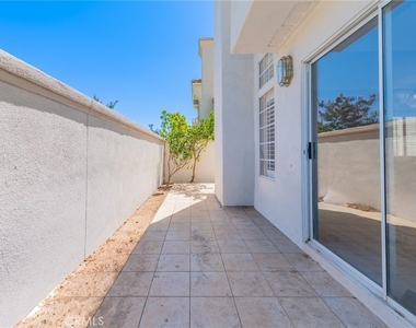 58 Agostino - Photo Thumbnail 29