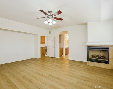 25088 Cypress St - Photo Thumbnail 26