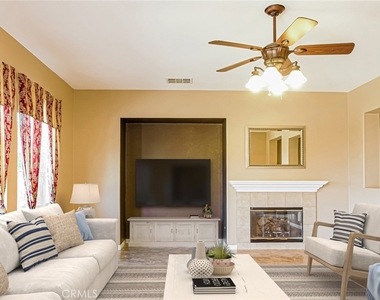25088 Cypress St - Photo Thumbnail 22