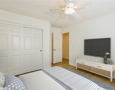 25088 Cypress St - Photo Thumbnail 31