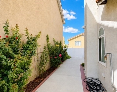 17883 Autry Court - Photo Thumbnail 12