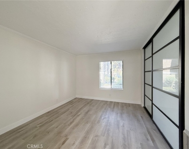 231 Springview - Photo Thumbnail 7
