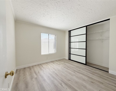 231 Springview - Photo Thumbnail 12