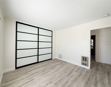 231 Springview - Photo Thumbnail 13