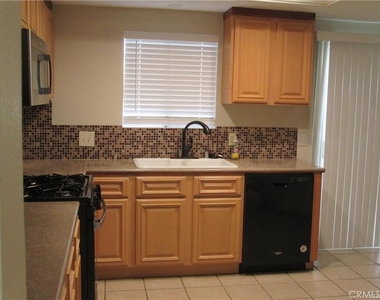 43347 A Heitz Court - Photo Thumbnail 2