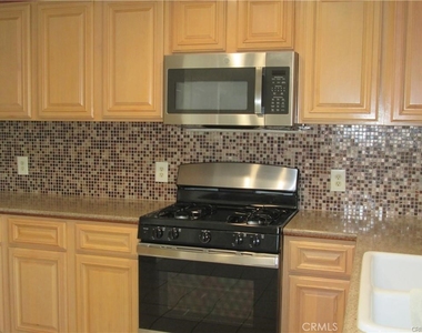 43347 A Heitz Court - Photo Thumbnail 3
