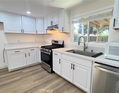 26062 Reynolds - Photo Thumbnail 8