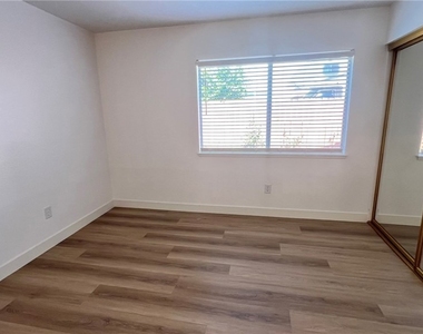 26062 Reynolds - Photo Thumbnail 25