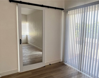 26062 Reynolds - Photo Thumbnail 14