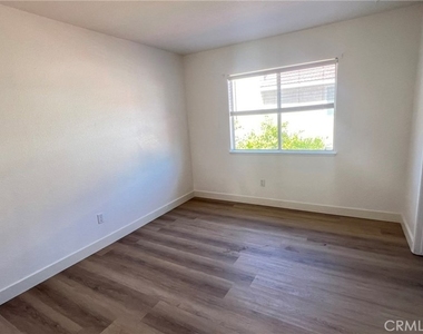 26062 Reynolds - Photo Thumbnail 21