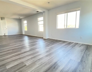 6521 Thistledown Street - Photo Thumbnail 32