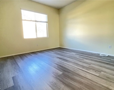6521 Thistledown Street - Photo Thumbnail 15