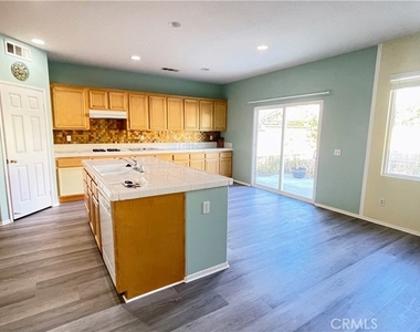 6521 Thistledown Street - Photo Thumbnail 7