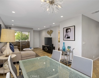 510 N Villa Court - Photo Thumbnail 6