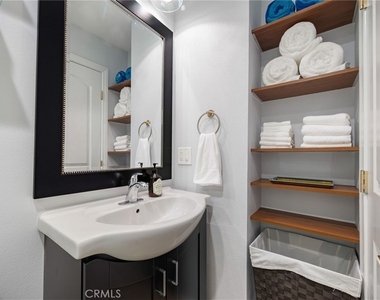 510 N Villa Court - Photo Thumbnail 13