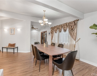 9348 Tujunga Canyon - Photo Thumbnail 11