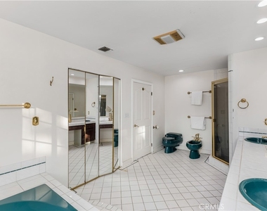 9348 Tujunga Canyon - Photo Thumbnail 37