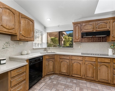9348 Tujunga Canyon - Photo Thumbnail 30