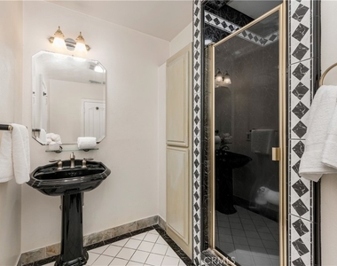 9348 Tujunga Canyon - Photo Thumbnail 24