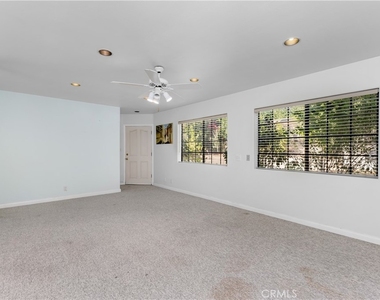 9348 Tujunga Canyon - Photo Thumbnail 16