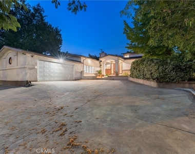 9348 Tujunga Canyon - Photo Thumbnail 1