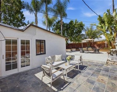 6845 Aura Avenue - Photo Thumbnail 26
