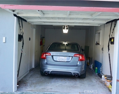 4435 Caledonia Way - Photo Thumbnail 18