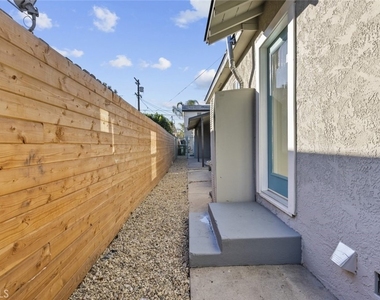6661 Beck Avenue - Photo Thumbnail 17