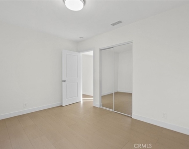 6661 Beck Avenue - Photo Thumbnail 14