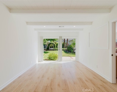 2007 W Kenneth Road - Photo Thumbnail 13